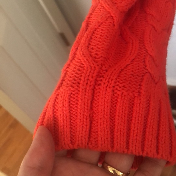 Lands End Cable Knit Turtle Neck Blood Orange Sweater Sz XL - Picture 6 of 12
